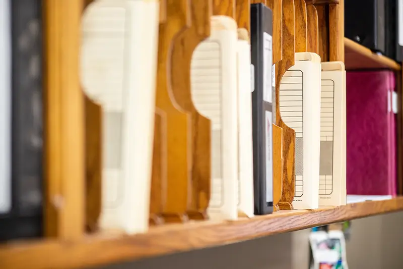 file shelf